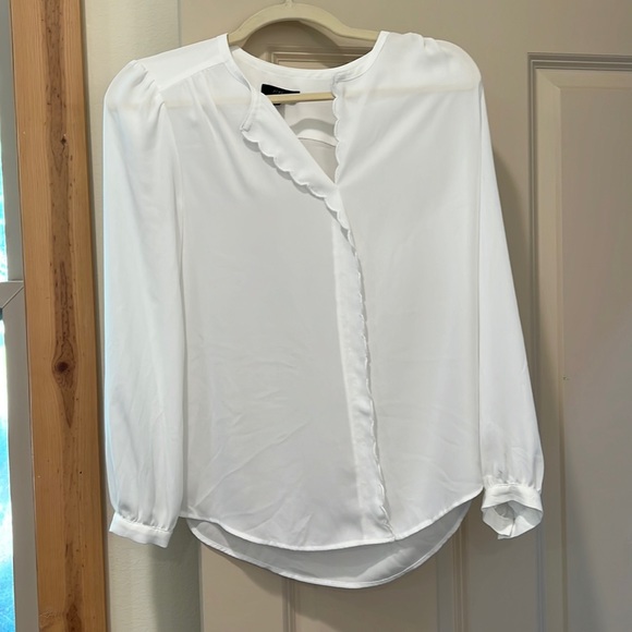J. Crew Tops - Flowy white jcrew blouse with scallop detail